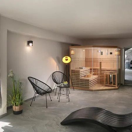 Chanel Villa *